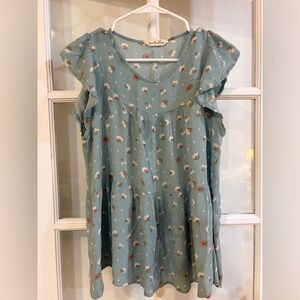 Vine & Love Blue Floral Blouse Small Delicate flowers Simple design EUC